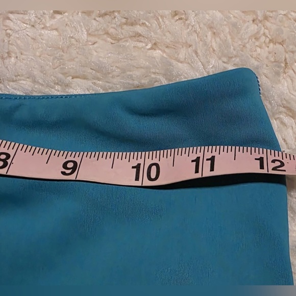 Tiger Friday Women's Blue/Turquoise Colored Size Small Shorts EUC - Picture 3 of 6